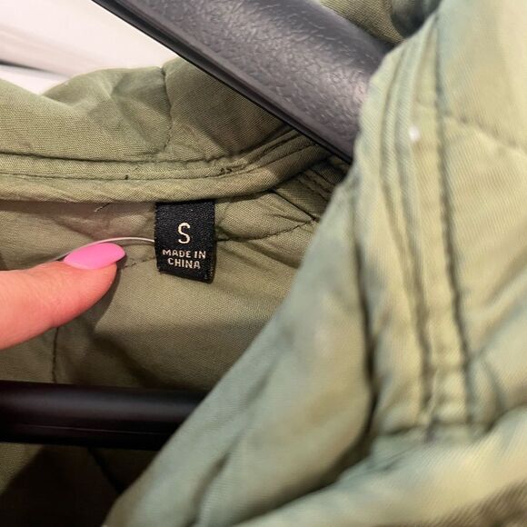 BLANKNYC Green Quilted Hooded Women's Jacket - Picture 4 of 8